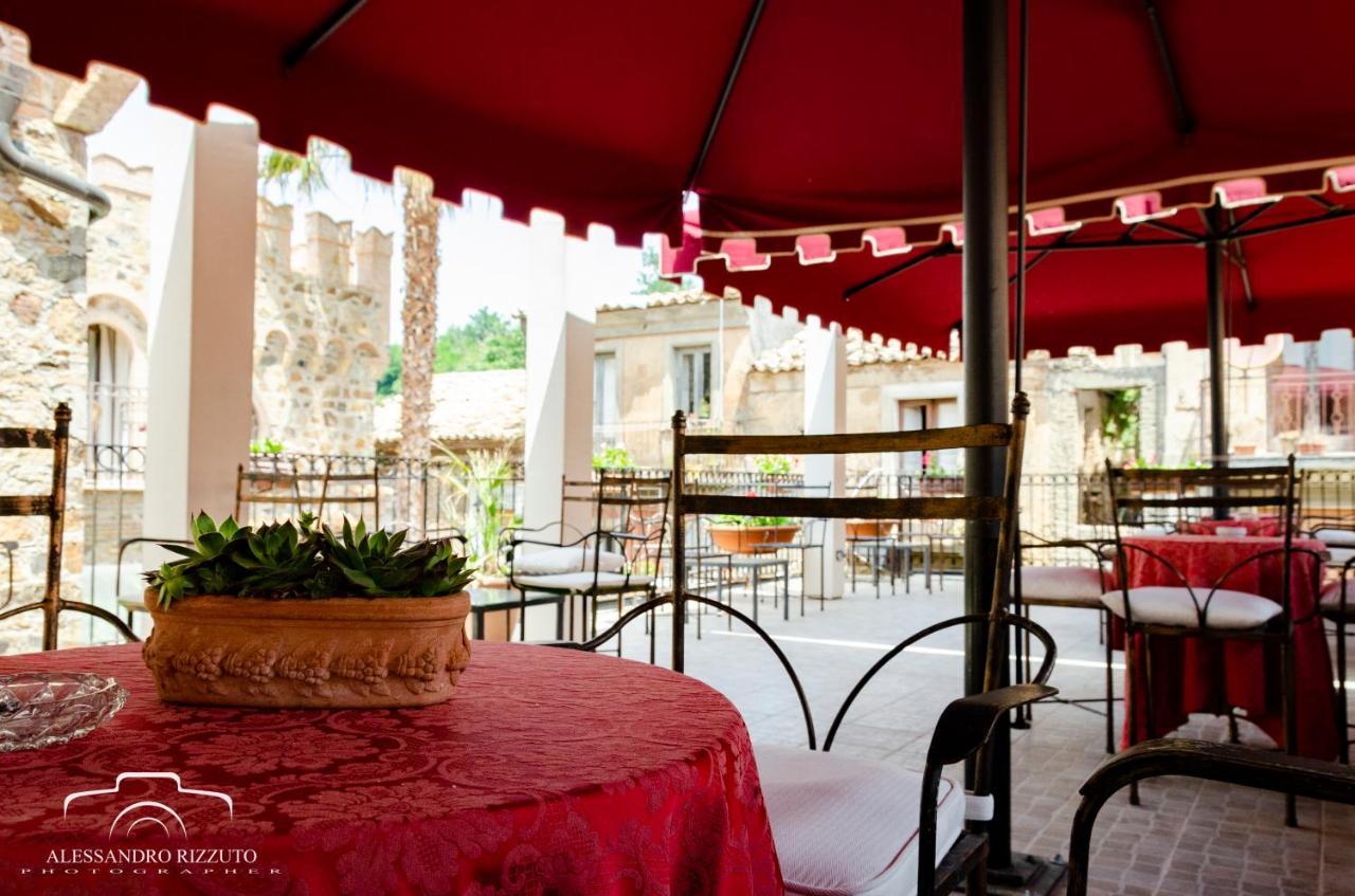Le Due Torri Bed & Breakfast Filadelfia Ngoại thất bức ảnh
