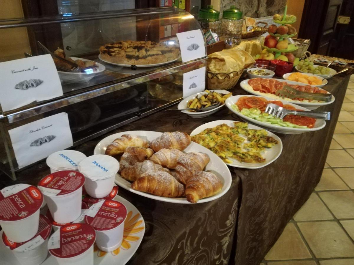 Le Due Torri Bed & Breakfast Filadelfia Ngoại thất bức ảnh